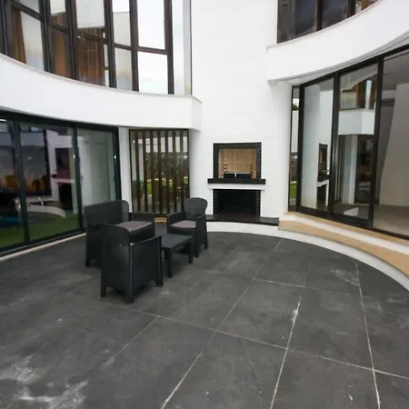 Ferienhaus Requinte House